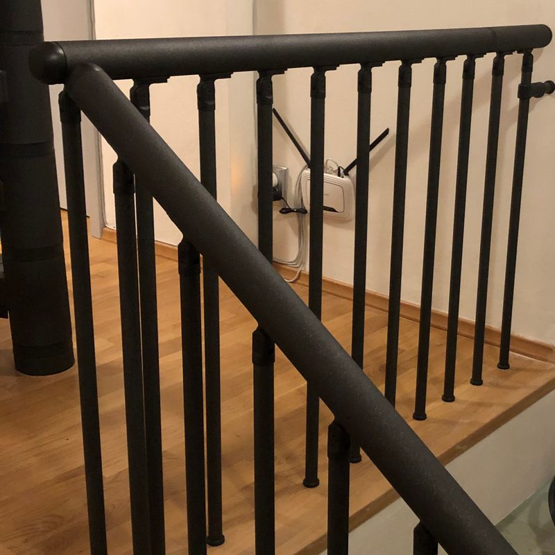 Skyddsräcke Rondo färgad rak och rund